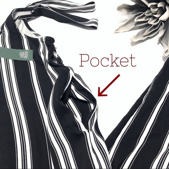 WILD FABLE Black & White Striped Jumpsuit - Picture 4 of 7